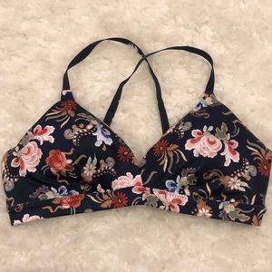 Athleta adjustable sports bra size S